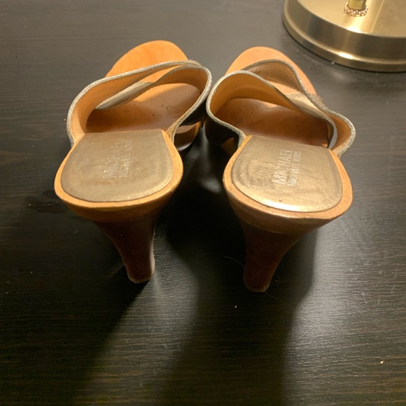 MICHAEL Michael Kors Gold Wood Strappy Slide Mules Heel Sandals Size 8.5 Brazil - Picture 3 of 6